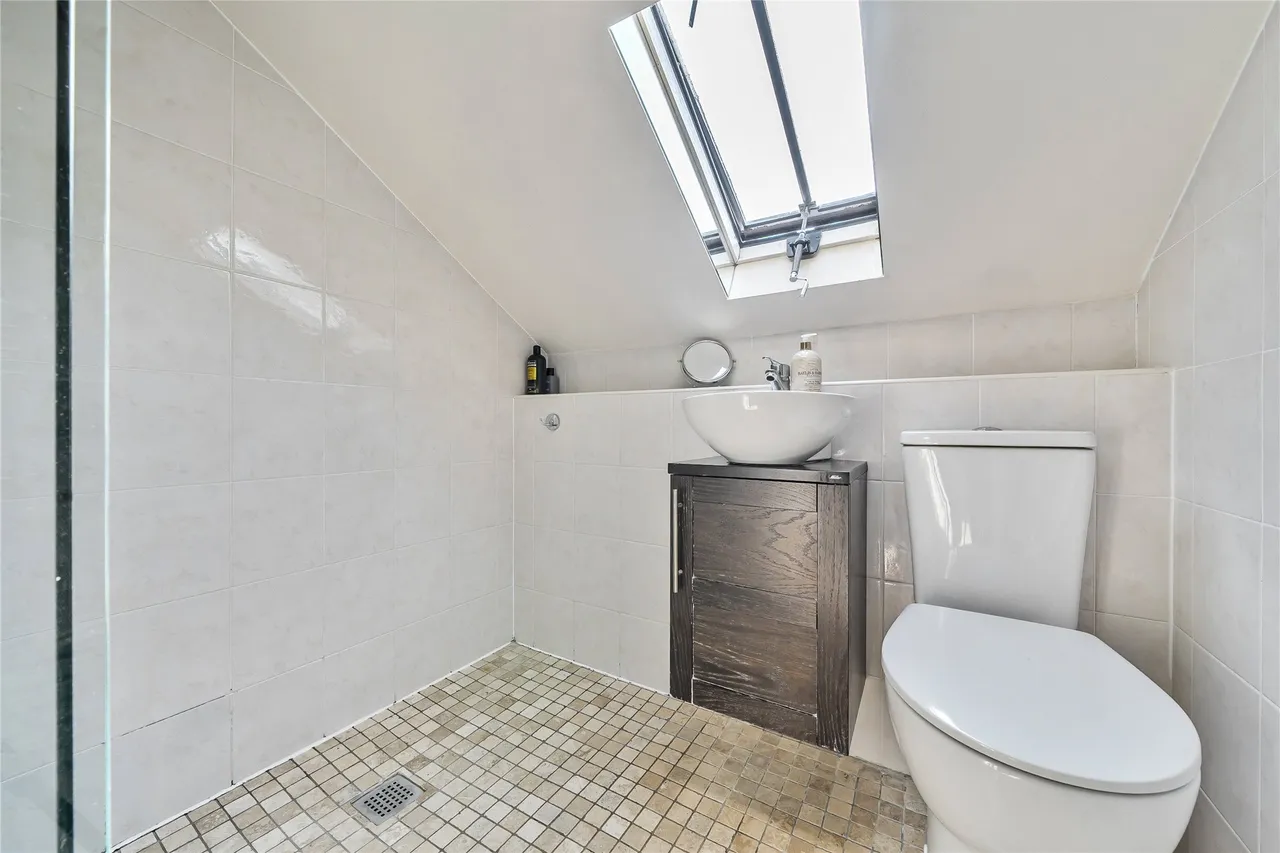 High Street, Clophill, MK45, photo 16