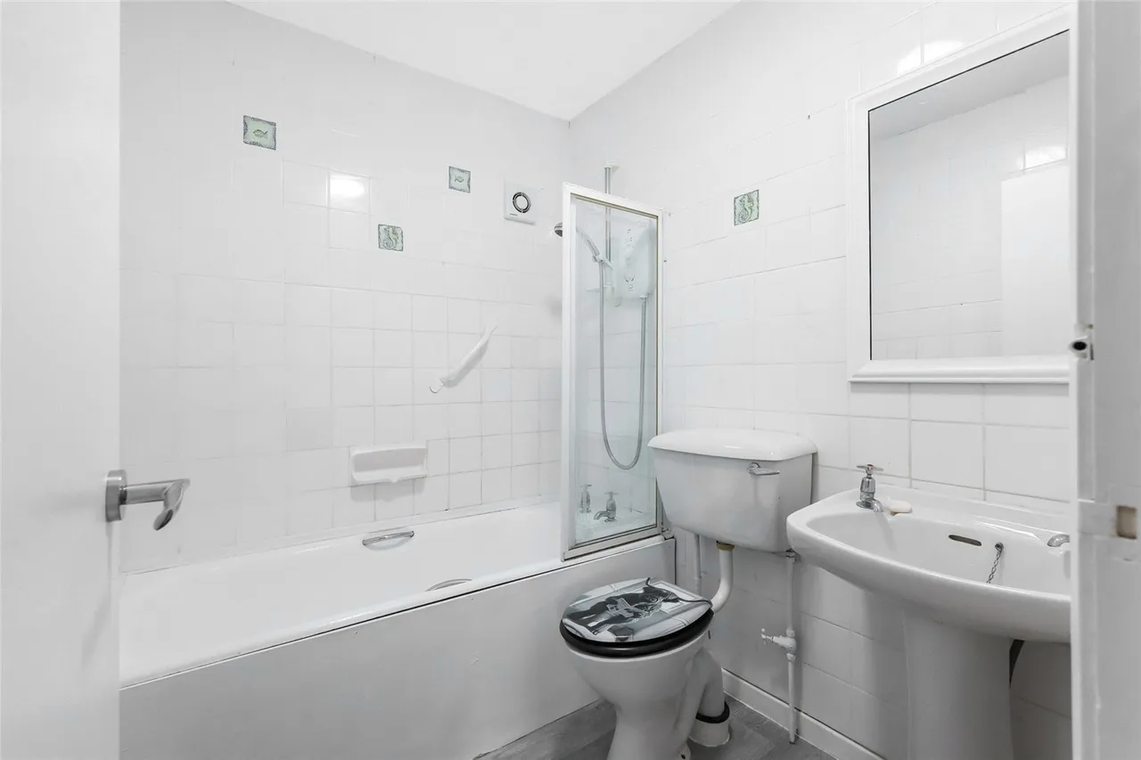 Wilson Street, Largs, KA30, photo 6