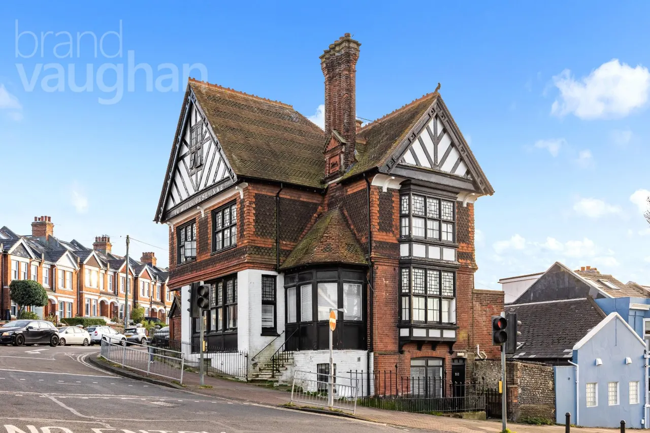 13 bed house for sale, Elm Grove, Brighton, BN2
