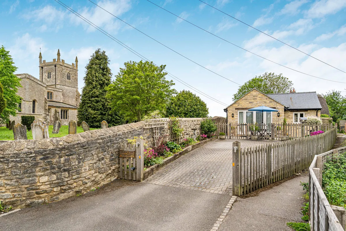 The College, Marsh Gibbon, photo 22