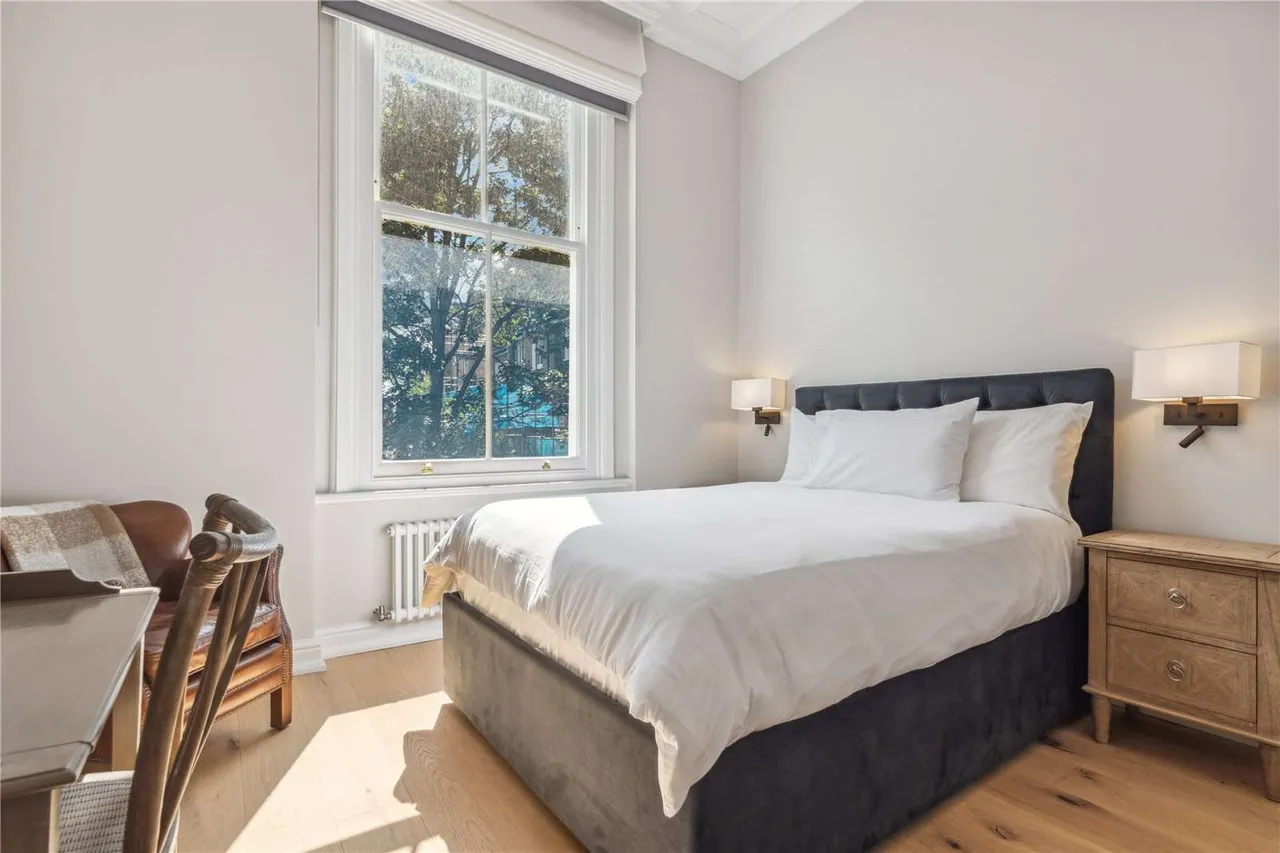 St. Stephen's Gardens, London, W2 5QU, photo 9