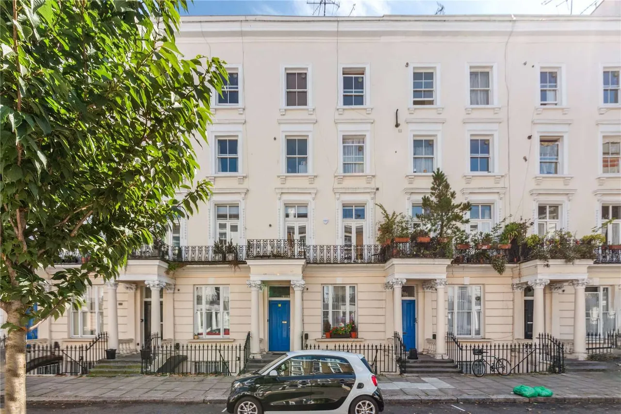 St. Stephen's Gardens, London, W2 5QU, photo 2