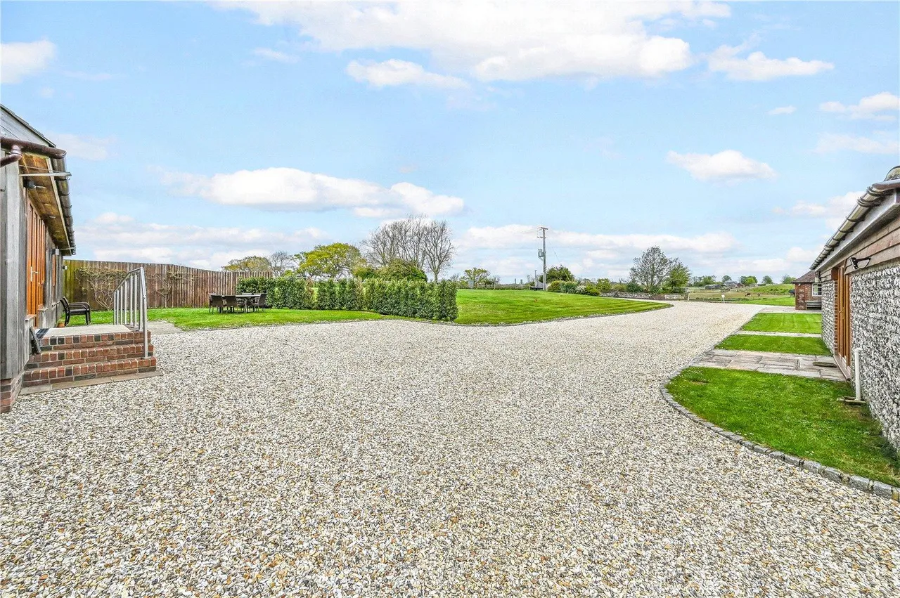 A Farmhouse Estate With Five Holiday Cottages, Planning Permission & 5.77 Acres, photo 49