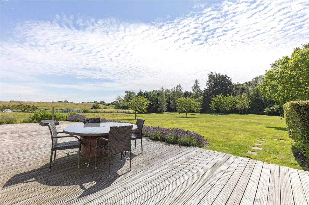 A Farmhouse Estate With Five Holiday Cottages, Planning Permission & 5.77 Acres, photo 17