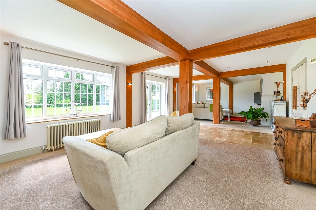 A Farmhouse Estate With Five Holiday Cottages, Planning Permission & 5.77 Acres, photo 13