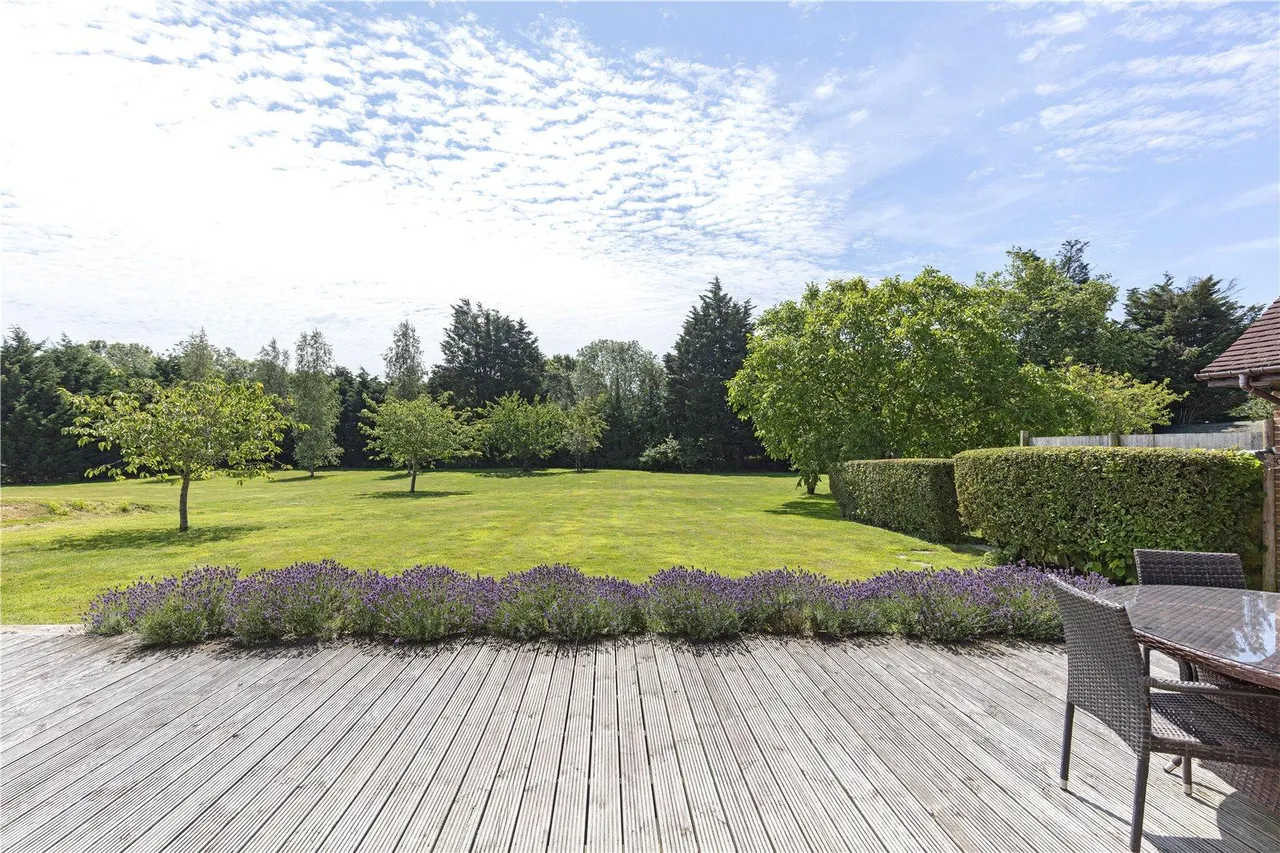 A Farmhouse Estate With Five Holiday Cottages, Planning Permission & 5.77 Acres, photo 39