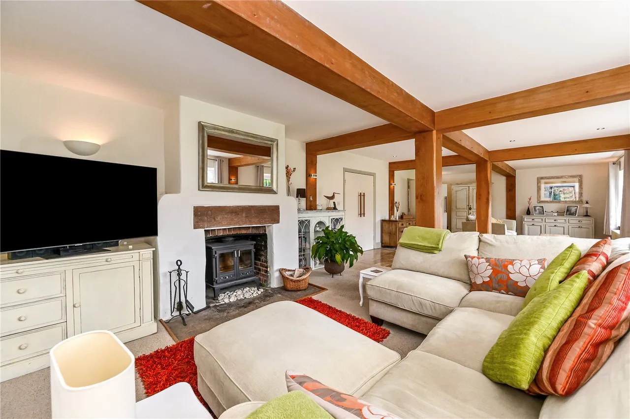 A Farmhouse Estate With Five Holiday Cottages, Planning Permission & 5.77 Acres, photo 12