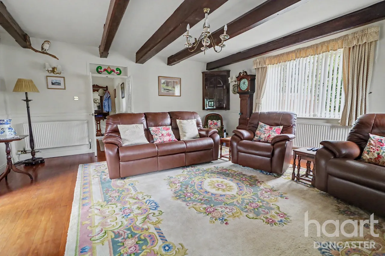 The Drive, Edenthorpe, DN3, photo 3