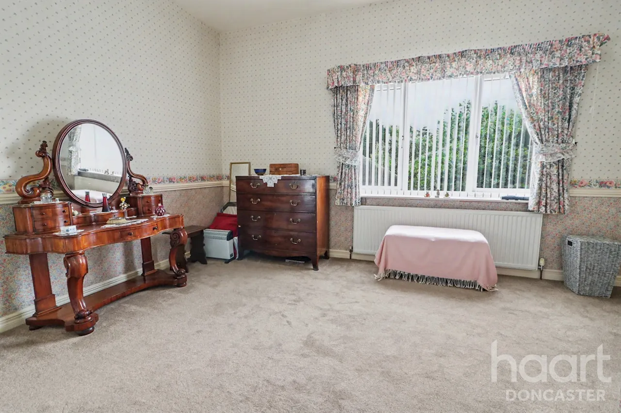 The Drive, Edenthorpe, DN3, photo 22