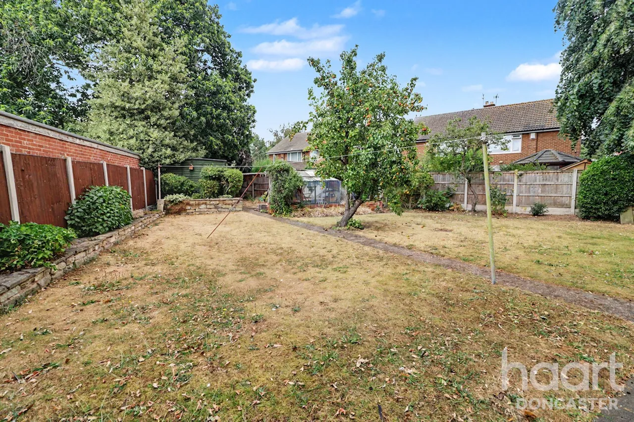 The Drive, Edenthorpe, DN3, photo 4