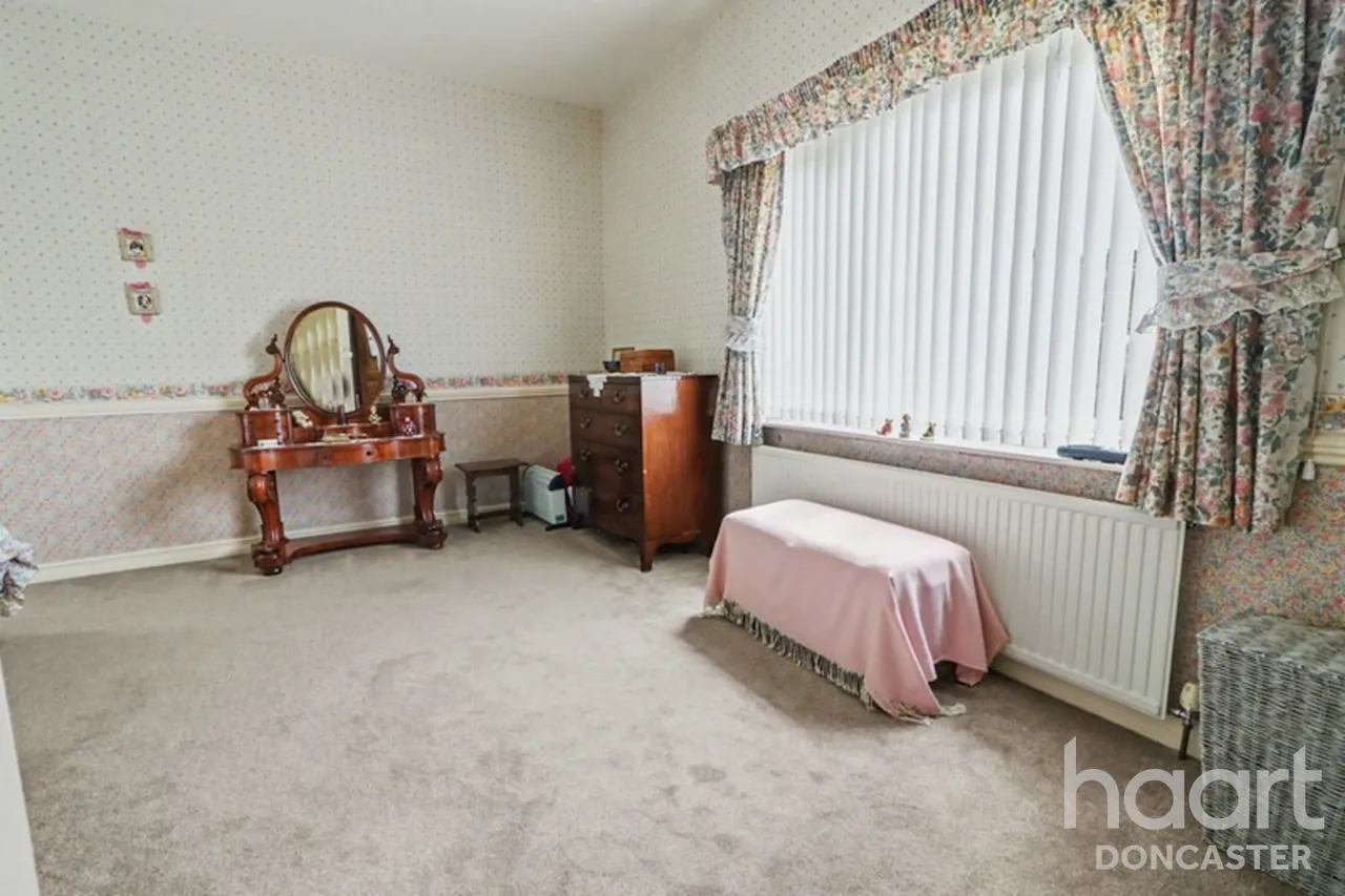The Drive, Edenthorpe, DN3, photo 21