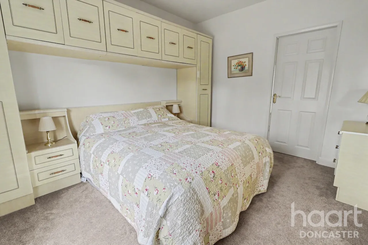 The Drive, Edenthorpe, DN3, photo 14