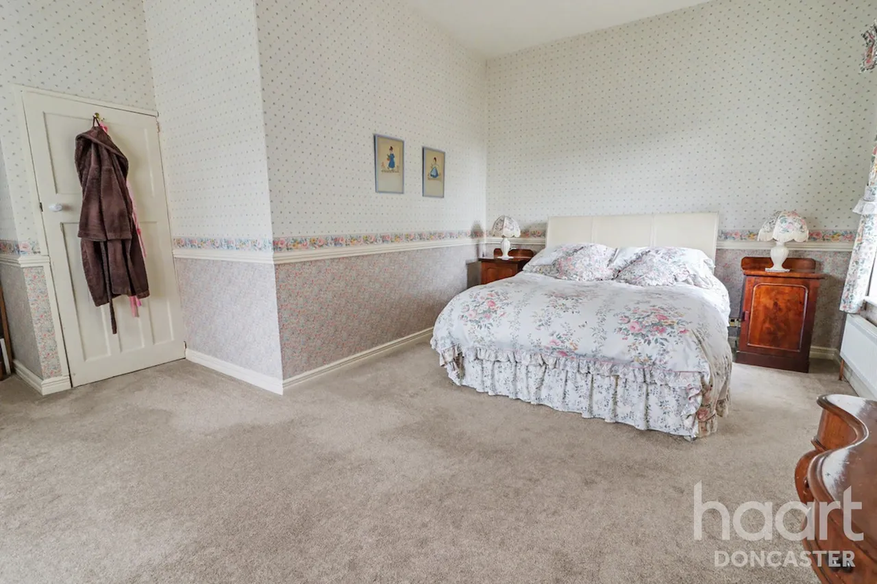 The Drive, Edenthorpe, DN3, photo 18