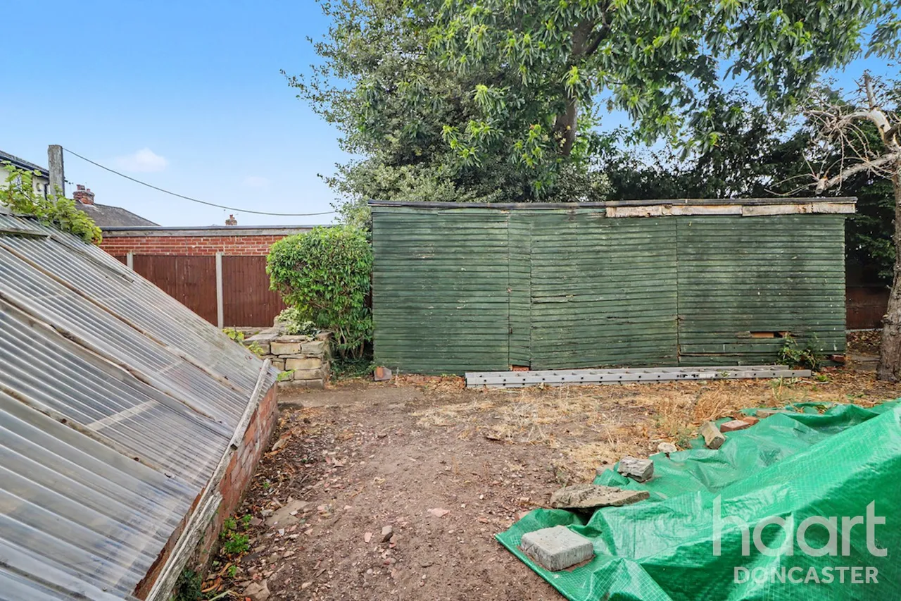 The Drive, Edenthorpe, DN3, photo 28