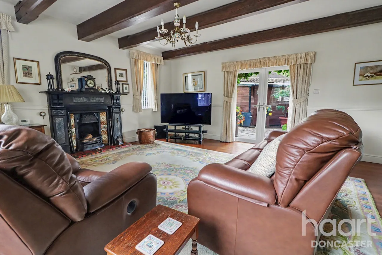 The Drive, Edenthorpe, DN3, photo 8