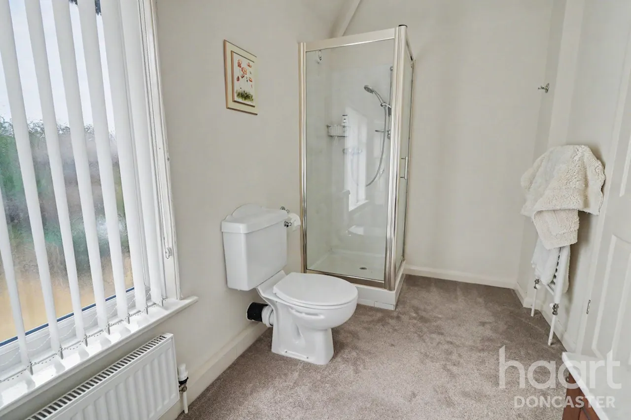 The Drive, Edenthorpe, DN3, photo 16