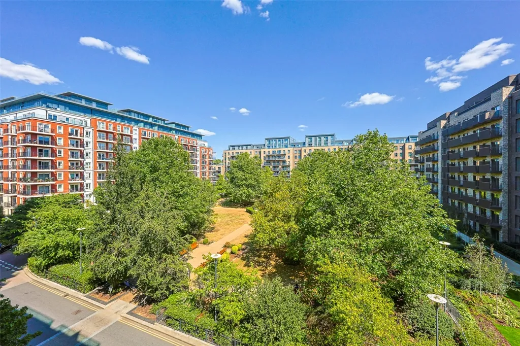 Beaufort Square, Beaufort Park, NW9, photo 10
