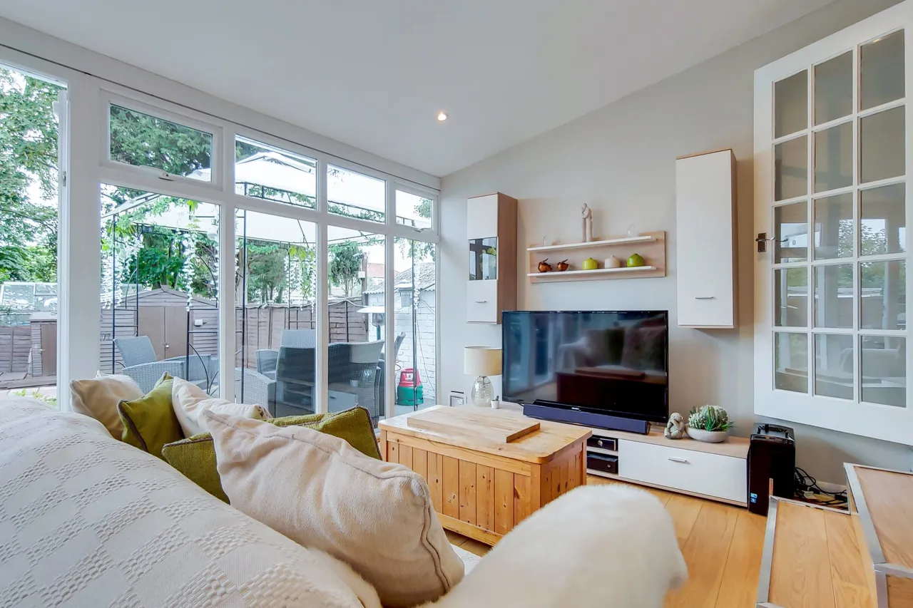 62a Westmoor Road, Enfield, Greater London, EN3 7LF, photo 7