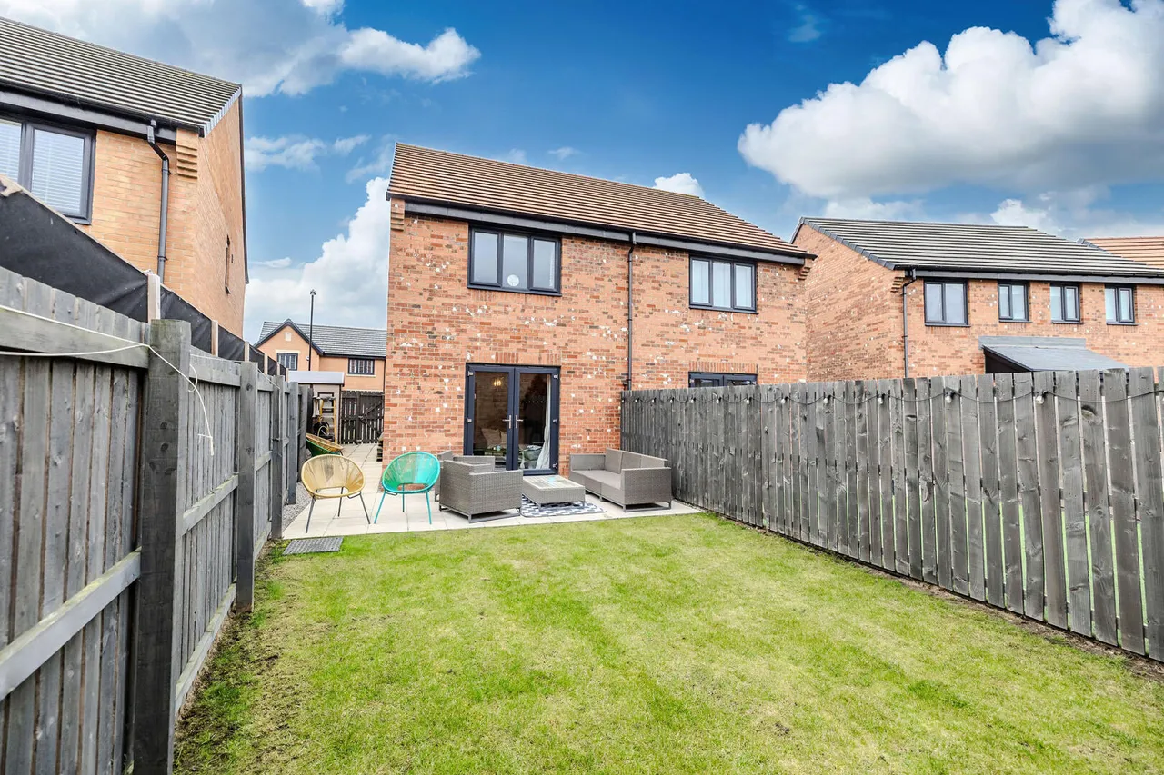 Mooney Crescent, Callerton, photo 23