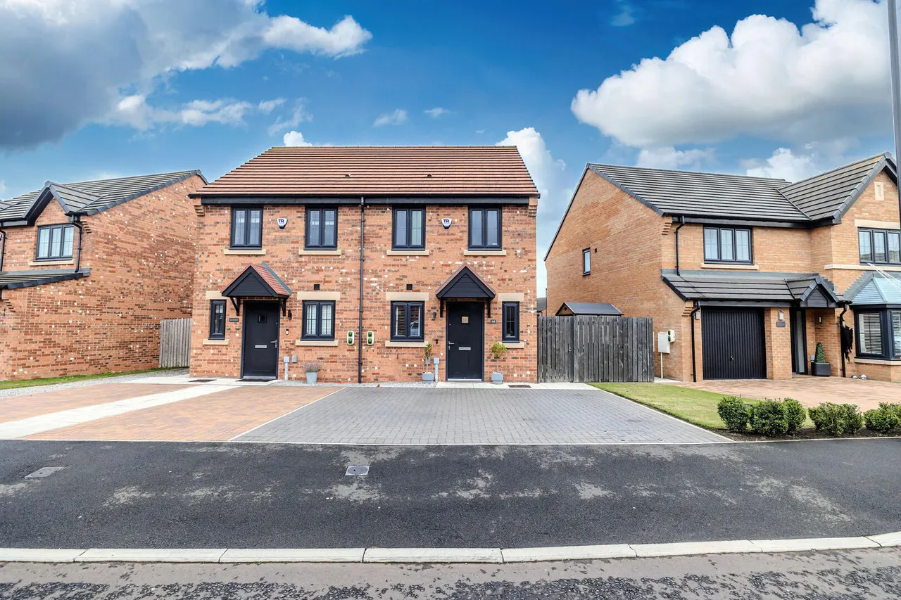 Mooney Crescent, Callerton, photo 27