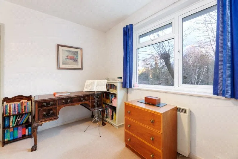 The Lindens, Hartington Road, London, W4, photo 6