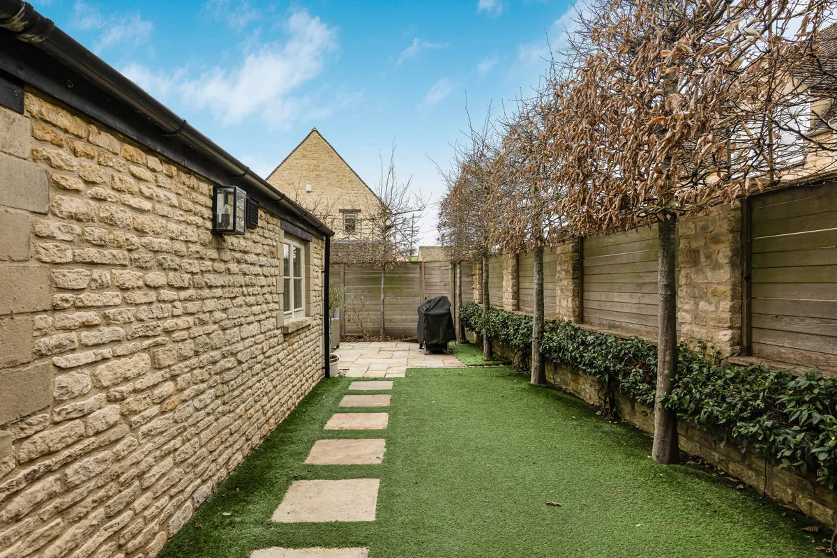 High Street, Northleach Cheltenham, GL54, photo 21