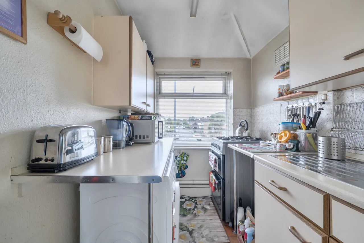 Eastcote Lane, Harrow, HA2, photo 13