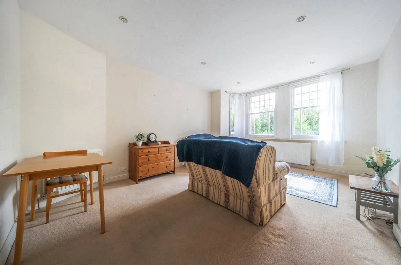 High Street, Llandrindod Wells, Powys, LD1 6AG, photo 8