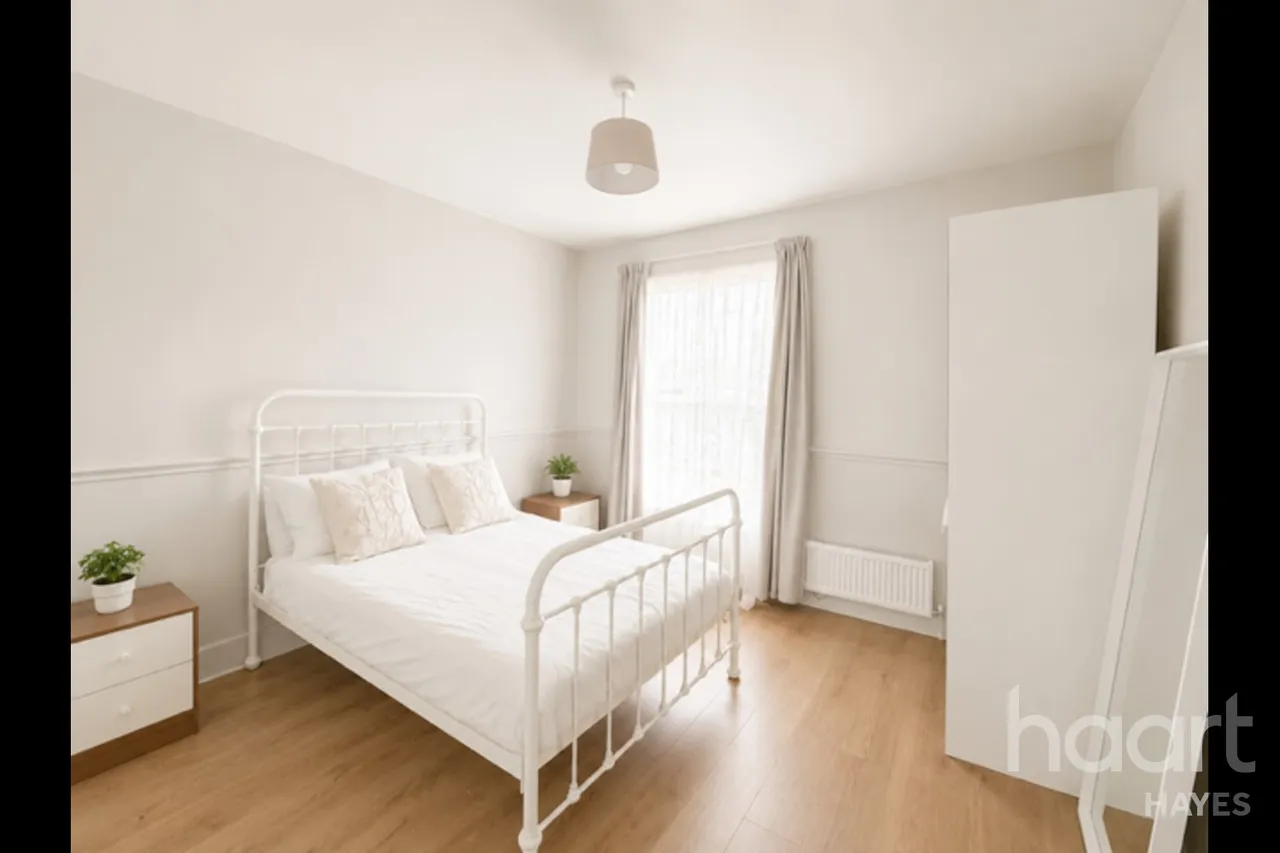 Clayton Road, Hayes, UB3, photo 7