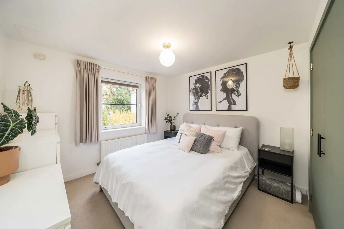 Scott Avenue, SW15, photo 2