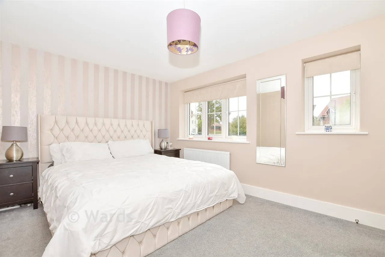 Roffe Close, Paddock Wood, TN12, photo 7