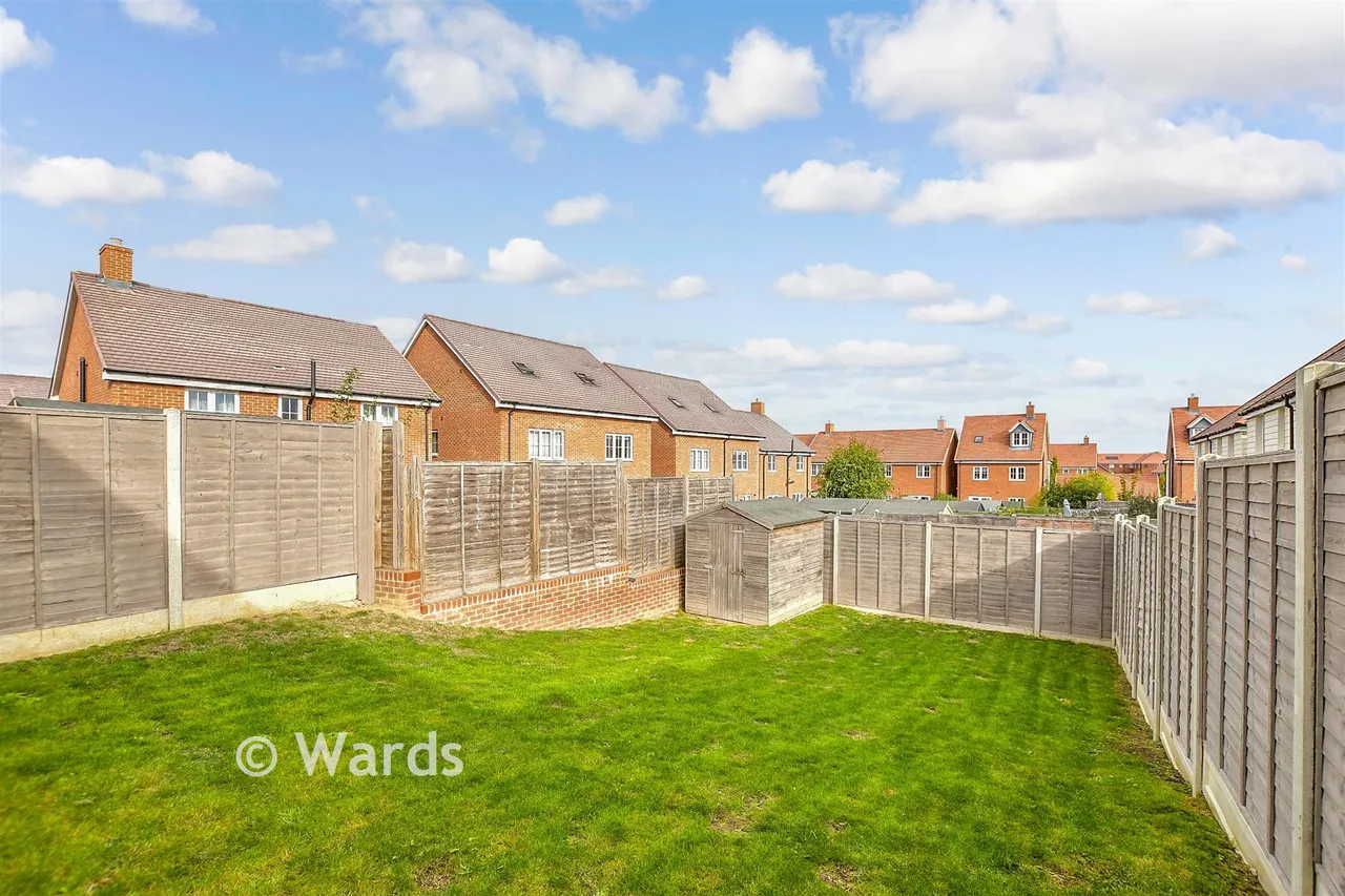 Roffe Close, Paddock Wood, TN12, photo 11