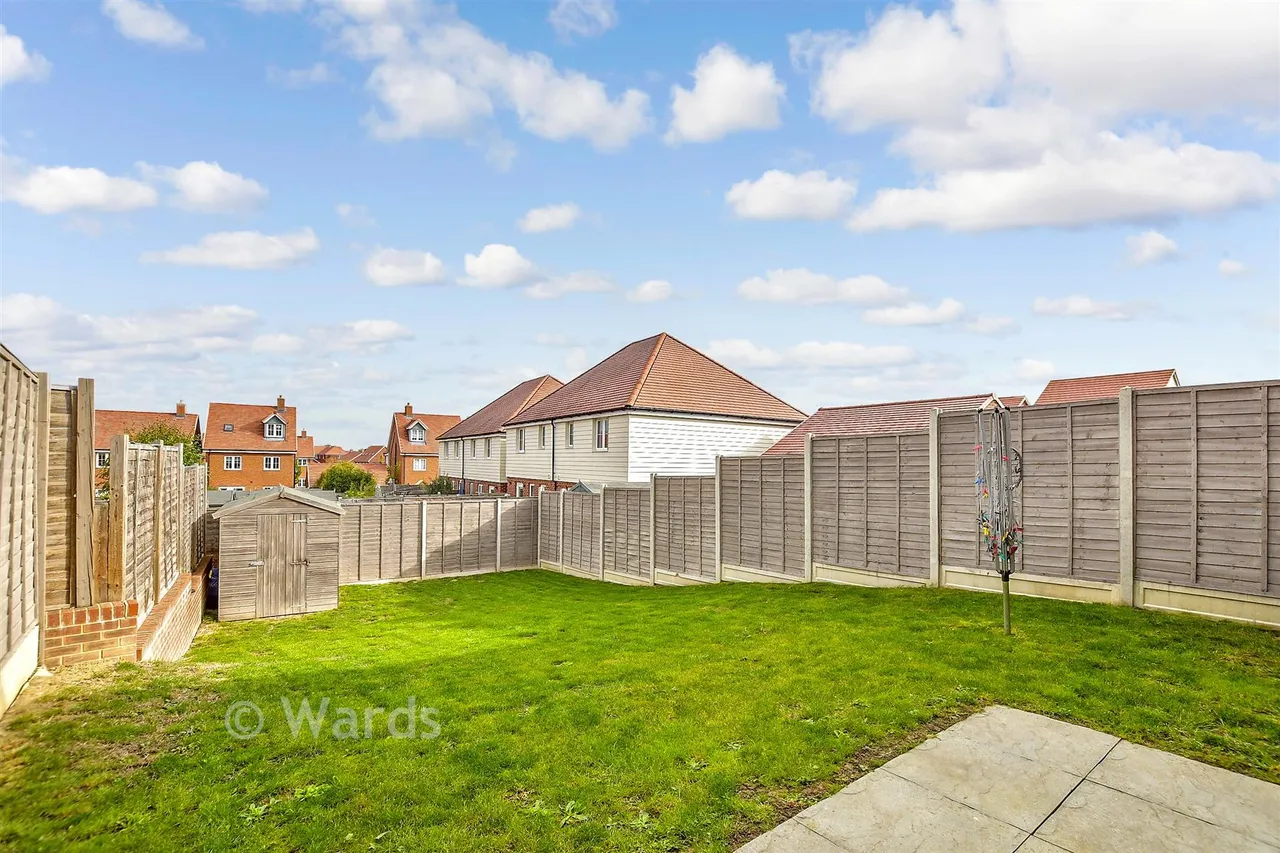 Roffe Close, Paddock Wood, TN12, photo 13