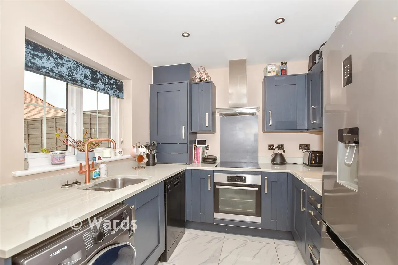 Roffe Close, Paddock Wood, TN12, photo 4