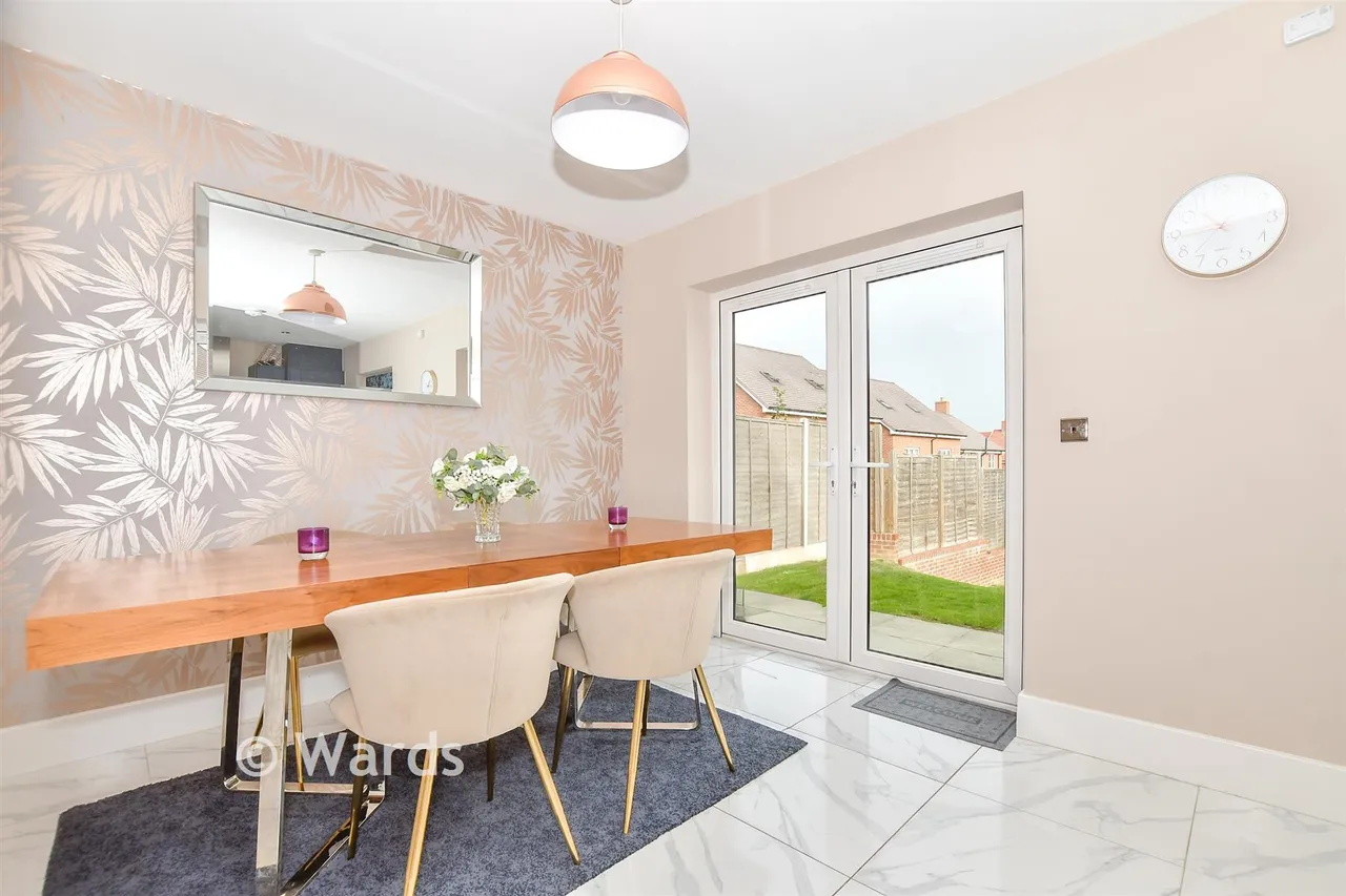Roffe Close, Paddock Wood, TN12, photo 5