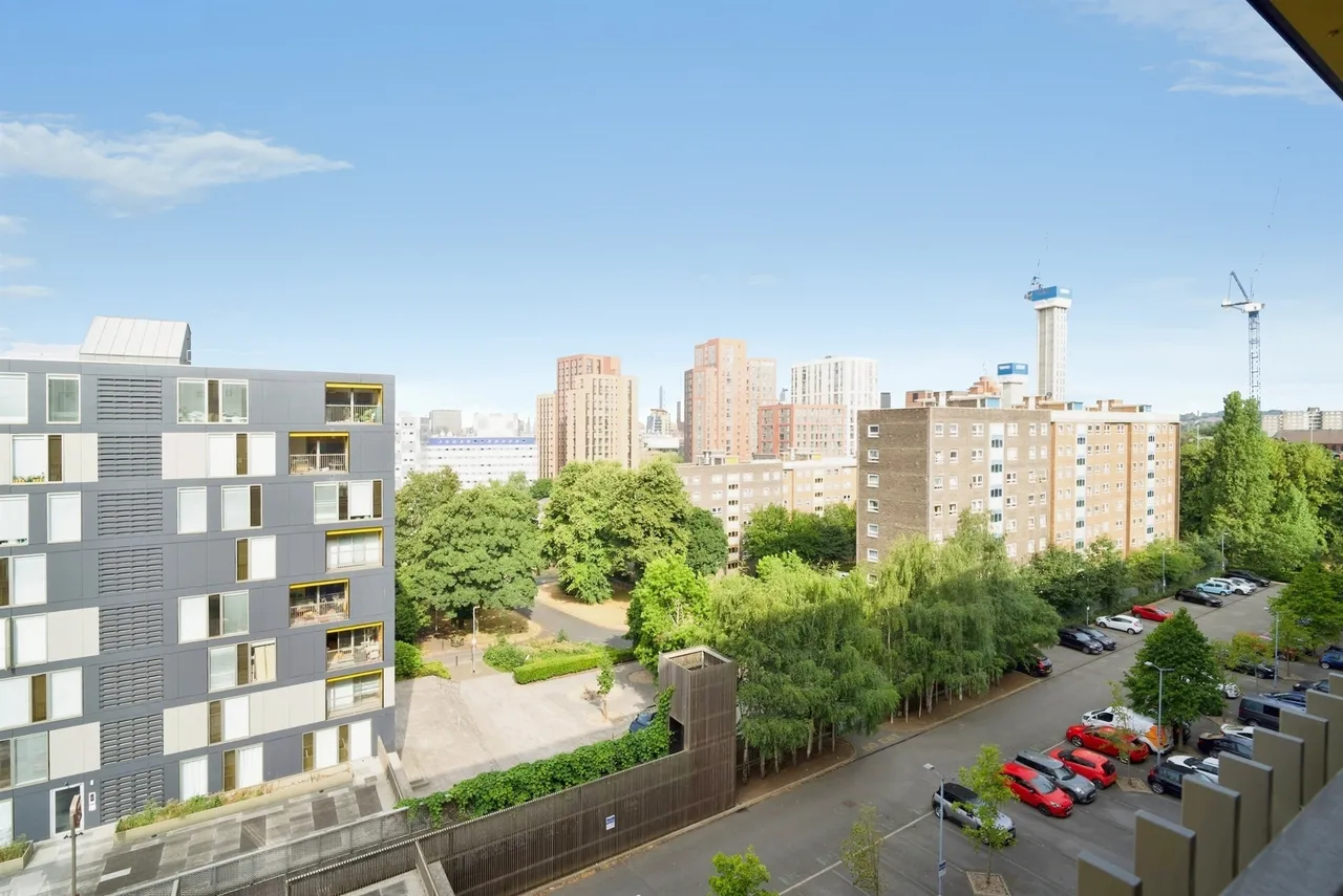 The Avenue, Leeds, LS9, photo 10