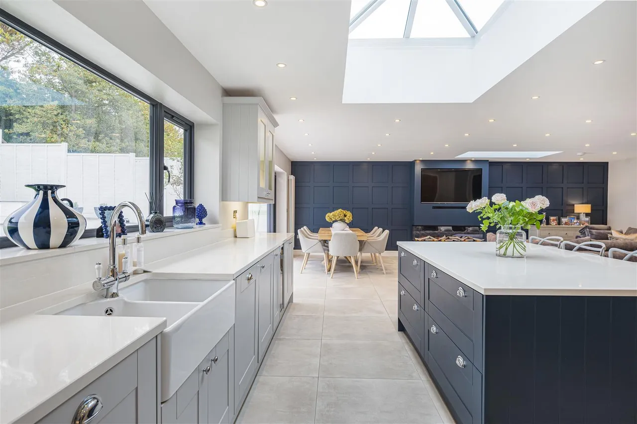 Seaview Road, Newhaven, photo 13