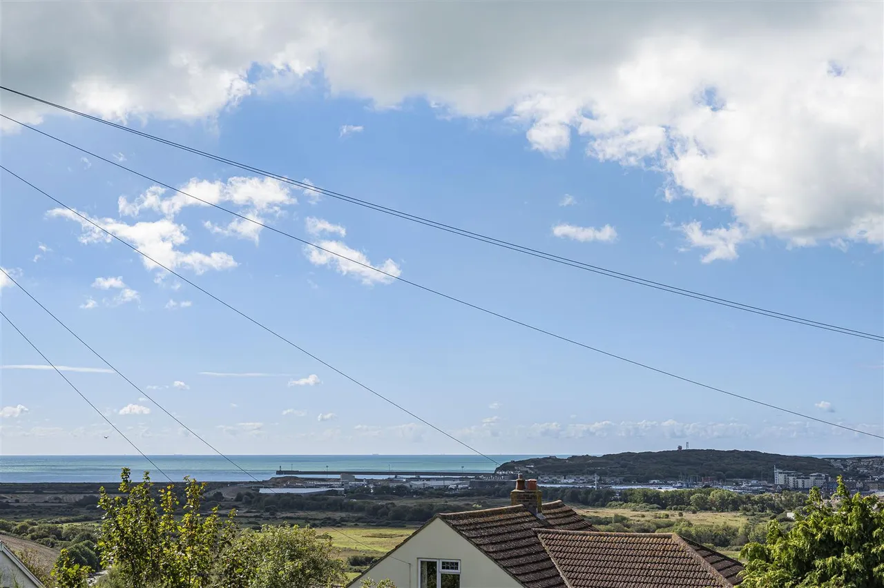 Seaview Road, Newhaven, photo 62