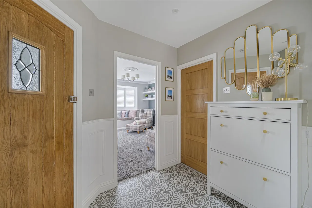 Seaview Road, Newhaven, photo 28