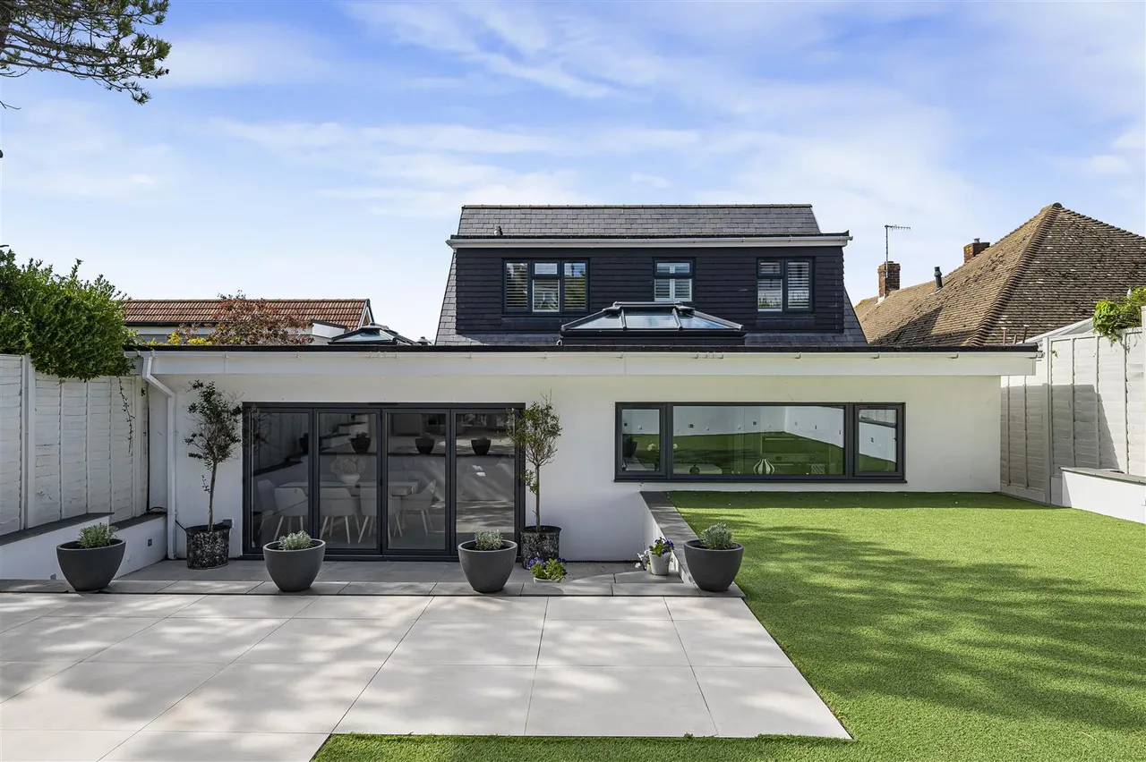 Seaview Road, Newhaven, photo 56