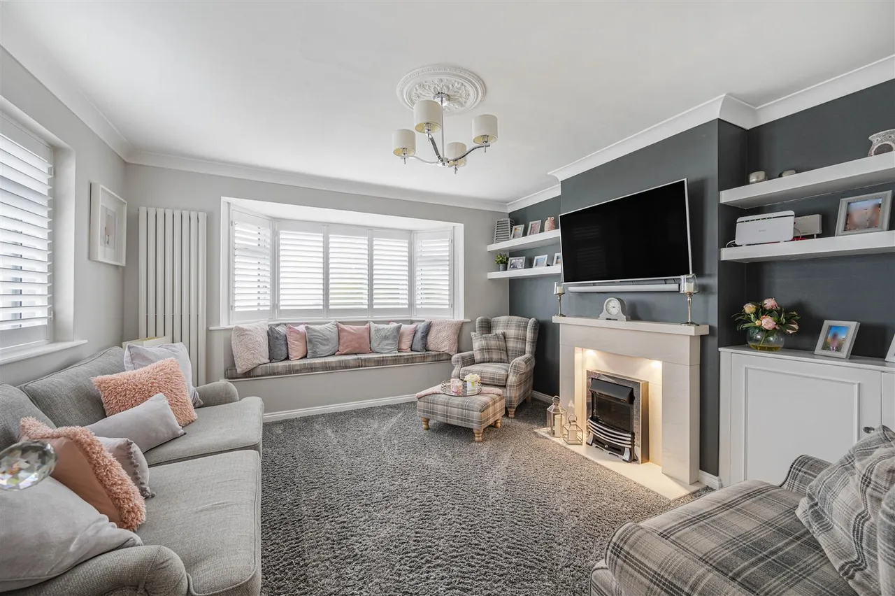 Seaview Road, Newhaven, photo 25