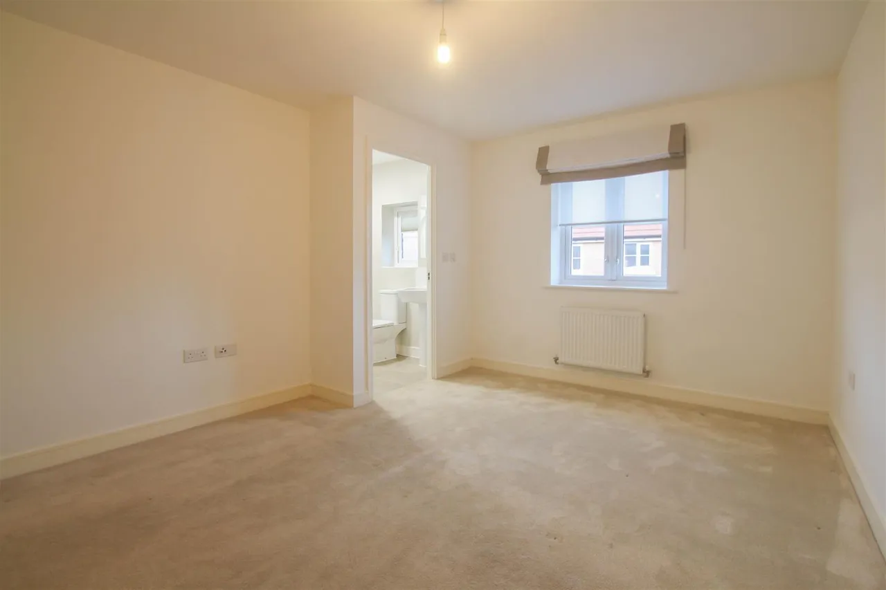 Wallace Road, Saffron Walden, CB10, photo 10