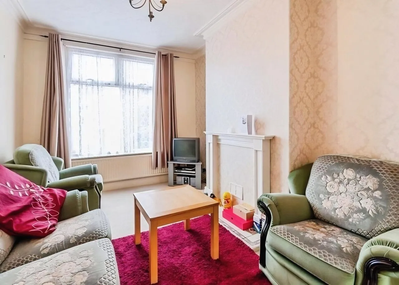 King Edward Road, Balby, DN4, photo 3