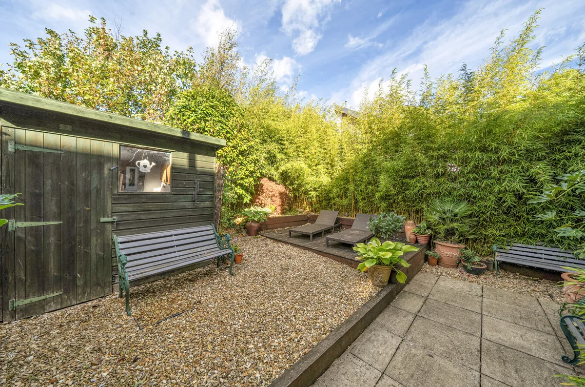 Pulborough, RH20, photo 12