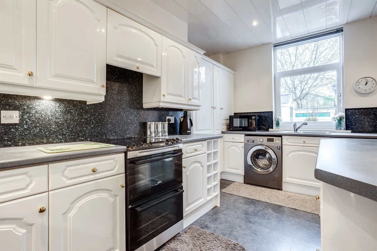 Dewsbury Road, Wakefield, WF2, photo 6