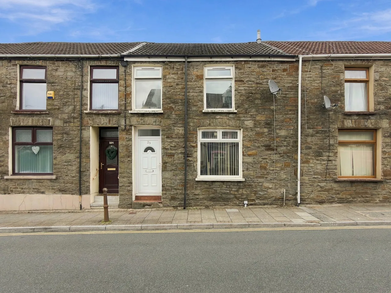 Brithweunydd Road, Tonypandy, photo 12