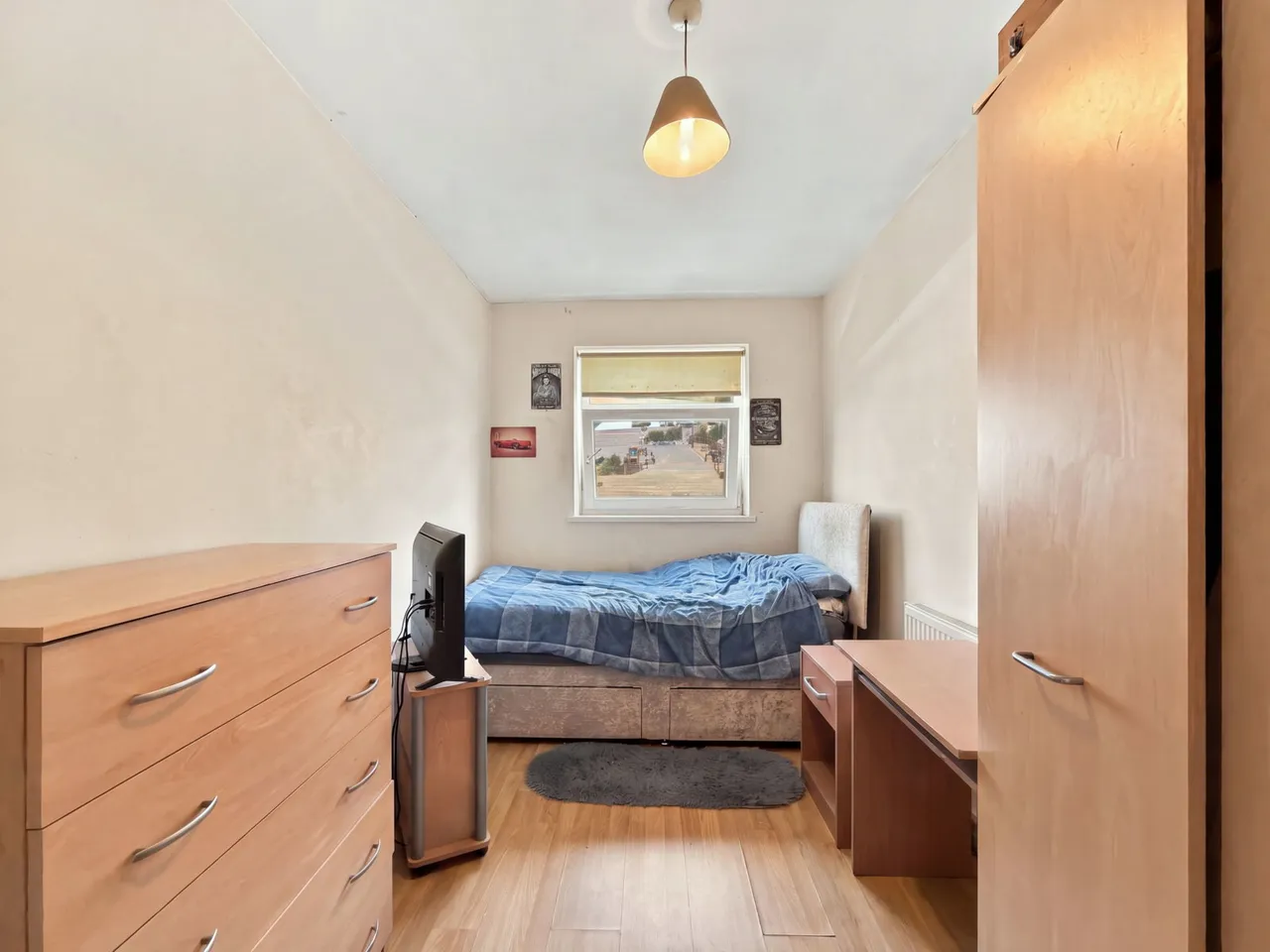 Brithweunydd Road, Tonypandy, photo 8