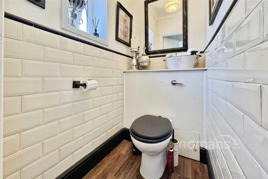 College Road, College Town, GU47, photo 17