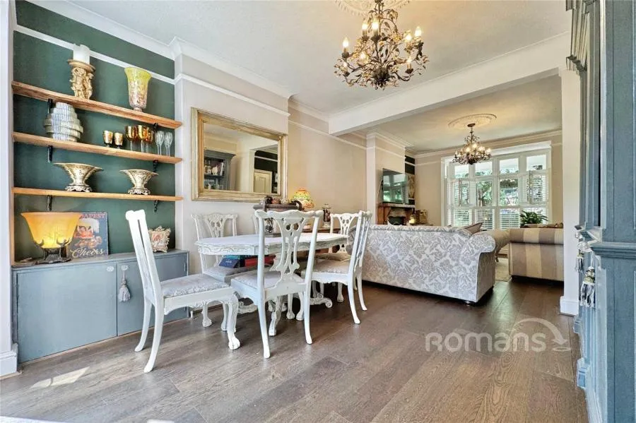 College Road, College Town, GU47, photo 6