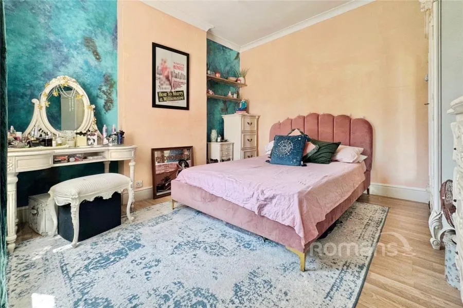 College Road, College Town, GU47, photo 14